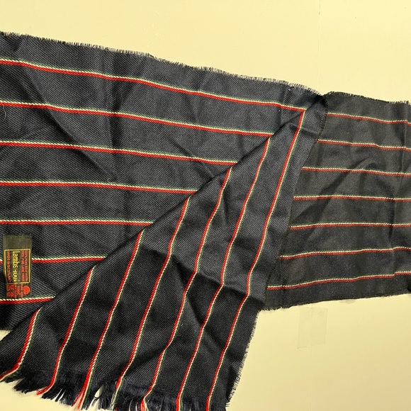 Lambs wool Blue Stripe Scarf Length 60”, Width 11”. 
Made in Scotland, 100 - Picture 5 of 5